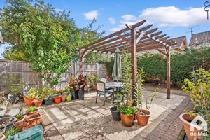 Photo 7- click for photo gallery